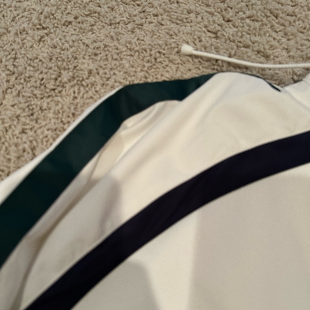 Lacoste Jacket - Picture 4 of 14